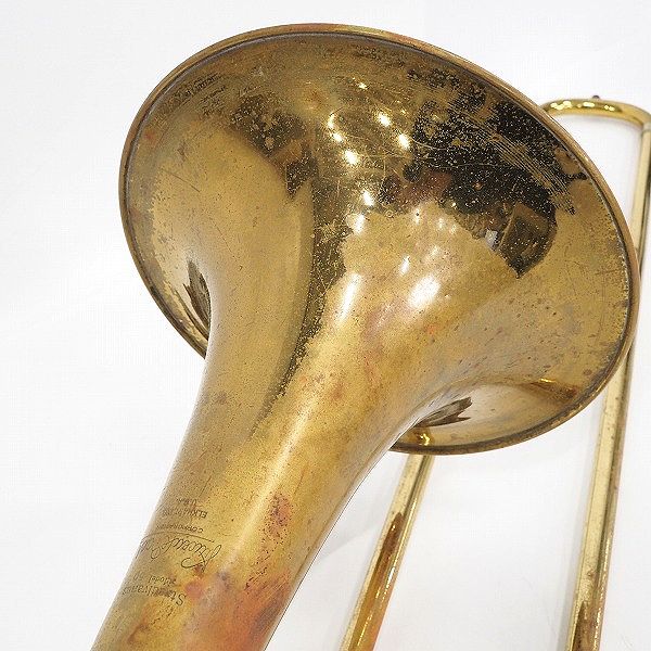 実際に弊社で買取させて頂いた★【使用感有り】Vincent Bach/バック Stradivarius 50 トロンボーン ゴールド ハードケース付の画像 4枚目