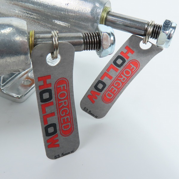 実際に弊社で買取させて頂いた(2)【未使用】INDEPENDENT/インディペンデント 129 Stage 11 Forged Hollow Silver Standard Trucks スケートボード トラック の画像 7枚目