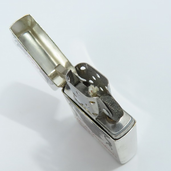 実際に弊社で買取させて頂いたZIPPO/ジッポー ハーレーダビッドソン 95th ANNIVERSARY LIMITED 台座付き 1997年製の画像 5枚目