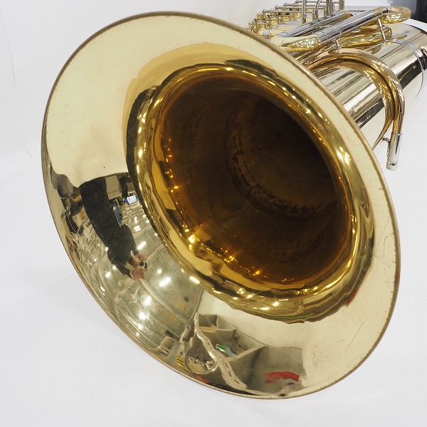実際に弊社で買取させて頂いた★【使用感有り】YAMAHA/ヤマハ YBB-641II/2 チューバ 4ロータリー ゴールド ハードケース付の画像 3枚目