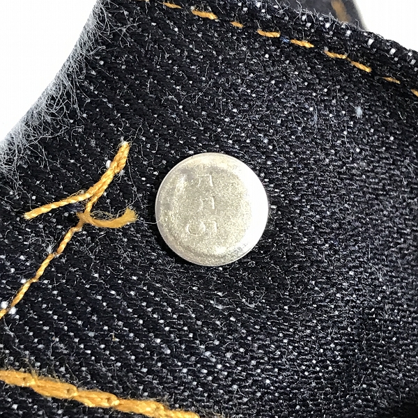 実際に弊社で買取させて頂いた【未使用】Levi’s/リーバイス 551ZXX 刻印555 バレンシア工場 BIGE ビッグE 1998年製 デニムパンツ ジーンズ W31 L36の画像 7枚目