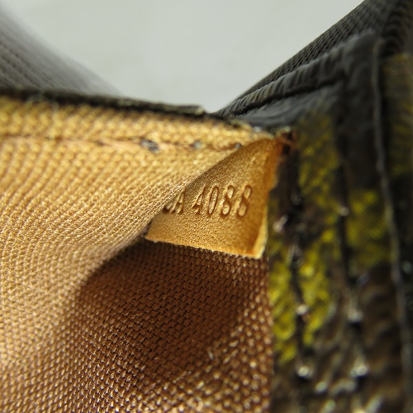 実際に弊社で買取させて頂いたLOUIS VUITTON/ルイヴィトン ジェロニモス モノグラム ウエストバッグ/ボディバッグ M50211の画像 6枚目