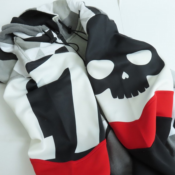 実際に弊社で買取させて頂いたHYDROGEN/ハイドロゲン 袖切替 幾何学模様 ジップアップパーカー M の画像 5枚目