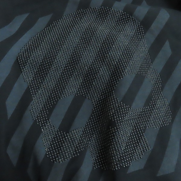 実際に弊社で買取させて頂いたHYDROGEN/ハイドロゲン スカル スタッズ プルオーバーパーカー XL の画像 6枚目