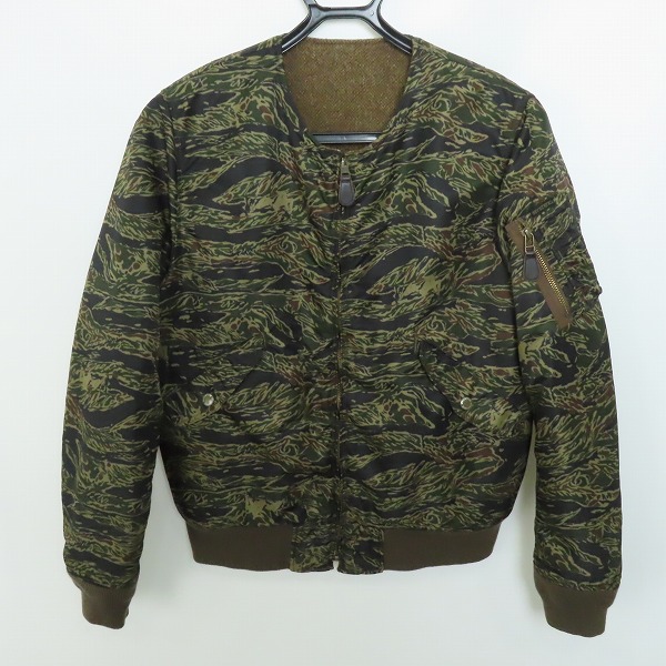 実際に弊社で買取させて頂いたHYSTERIC GLAMOUR/ヒステリックグラマー エアフォース リバーシブルノーカラージャケット 0263AB02/S