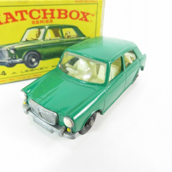 実際に弊社で買取させて頂いたMATCHBOX/マルチボックス No.64 M.G.1100 ミニカー