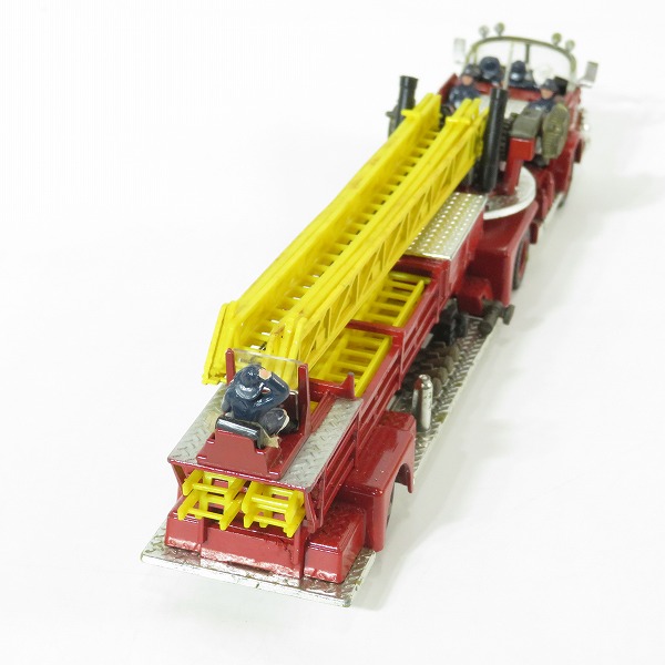 実際に弊社で買取させて頂いたCORGI MAJOR/コーギーメジャー AMERICAN LAFRANCE Aerial Rescue Truck/レスキュートラック/はしご車 1143 ミニカーの画像 3枚目