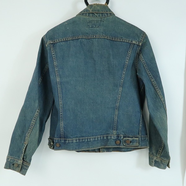 実際に弊社で買取させて頂いたLEVIS/リーバイス 70505 522刻印 BIGE 不均等Ｖ デニムジャケットの画像 1枚目