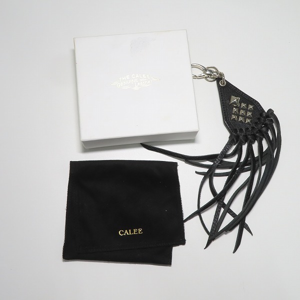 実際に弊社で買取させて頂いたCALEE/キャリー レザー スタッズ キーホルダーの画像 5枚目
