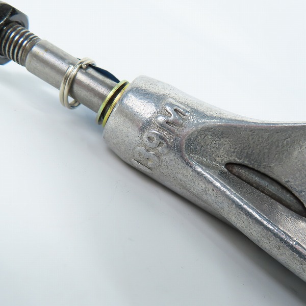 実際に弊社で買取させて頂いた(5)【未使用】INDEPENDENT/インディペンデント 139 Hollow Reynolds Block Silver MID TRUCKS スケートボード トラックの画像 5枚目