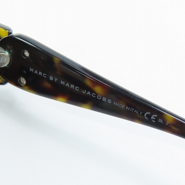 実際に弊社で買取させて頂いたMARC by MARC JACOBS/マークバイマークジェイコブス サングラス/アイウェア MMJ207/F/Sの画像 6枚目