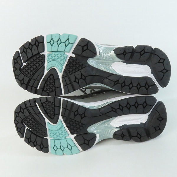 実際に弊社で買取させて頂いたNew Balance×atmos/ニューバランス×アトモス スニーカー M2002RAT/27の画像 2枚目