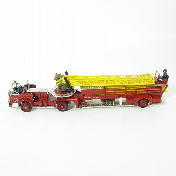 実際に弊社で買取させて頂いたCORGI MAJOR/コーギーメジャー AMERICAN LAFRANCE Aerial Rescue Truck/レスキュートラック/はしご車 1143 ミニカーの画像 2枚目