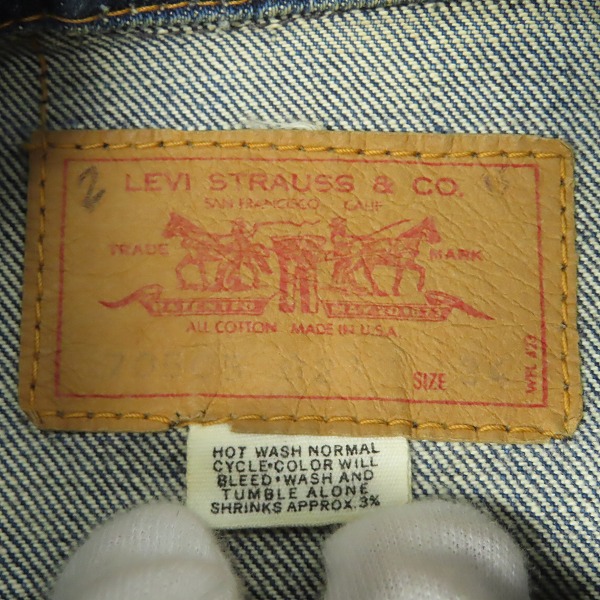 実際に弊社で買取させて頂いたLEVI'S/リーバイス 刻印529 USA製 デニムジャケットの画像 2枚目