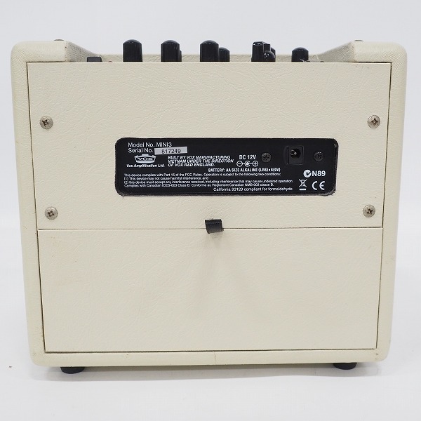 実際に弊社で買取させて頂いたVOX/ヴォックス MINI3 小型ギターアンプ 自宅練習用 コンボアンプ  ACアダプター付【動作確認済】の画像 4枚目