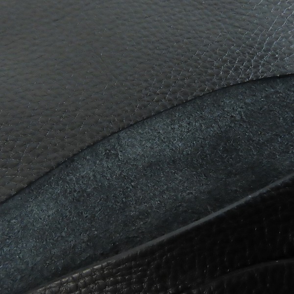 実際に弊社で買取させて頂いたCALEE/キャリー レザーストラップ付き 2つ折り財布の画像 6枚目