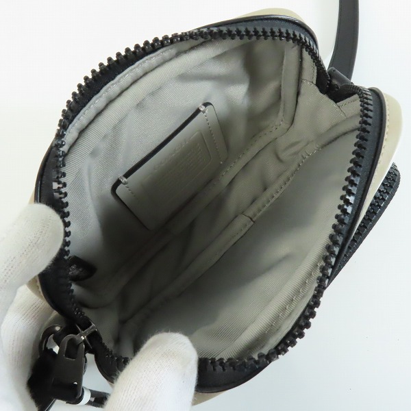 実際に弊社で買取させて頂いたCOACH/コーチ ミニ エッジ ダブルポーチ クロスボディー C4295の画像 3枚目