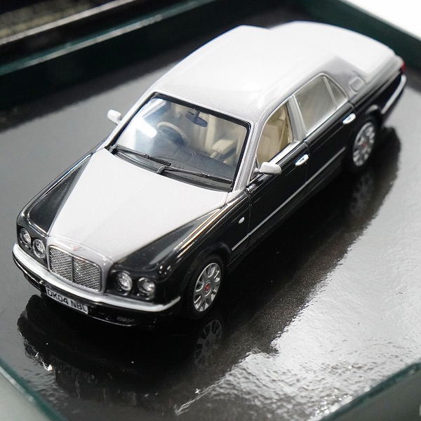 実際に弊社で買取させて頂いたMINICHAMPS/ミニチャンプス Paul's Model Art 1/43 BL387 ベントレー アルナージ シルバー / ブラック ミニカー