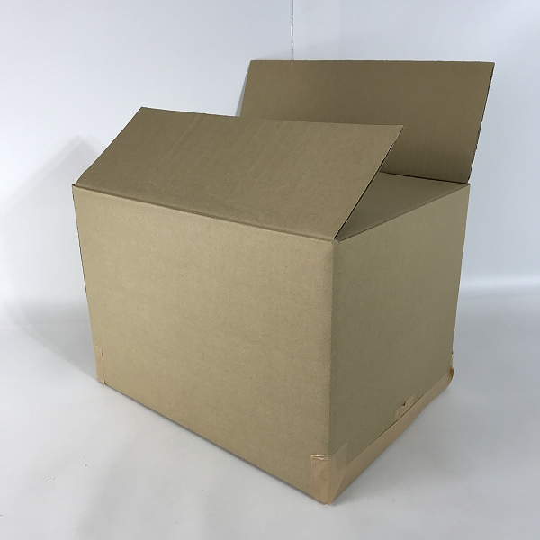 実際に弊社で買取させて頂いた【おまとめ】ナイキ/アンダーアーマー/プーマ 他 Tシャツ/ジップアップジャケット/パンツ 等の画像 2枚目