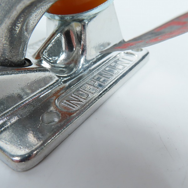 実際に弊社で買取させて頂いた(1)【未使用】INDEPENDENT/インディペンデント 129 Stage 11 Forged Hollow Silver Standard Trucks スケートボード トラック の画像 3枚目