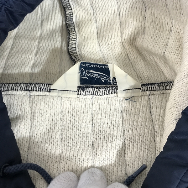 実際に弊社で買取させて頂いたTENDERLOIN/テンダーロイン 14AW T-NYLON LINING HOODED ナイロンキルティングパーカー Mの画像 5枚目