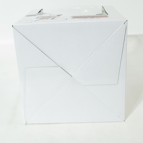 実際に弊社で買取させて頂いた【未開封】メディコムトイ VINYL COLLECTIBLE DOLLS MICKEY MOUSE/ミッキーマウス STANDARD Black&White ver. フィギュアの画像 5枚目