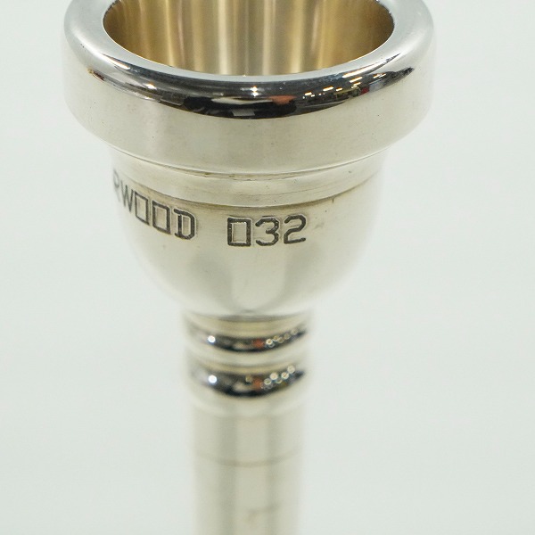 実際に弊社で買取させて頂いたHOUSER/ハウザー HARWOOD 32 トロンボーン用 マウスピースの画像 4枚目