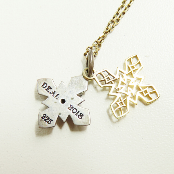 実際に弊社で買取させて頂いたDEAL DESIGN/ディールデザイン 2018 X'MAS LIMITED/2018年クリスマス限定 クロス ネックレス w/ブルーダイヤの画像 4枚目