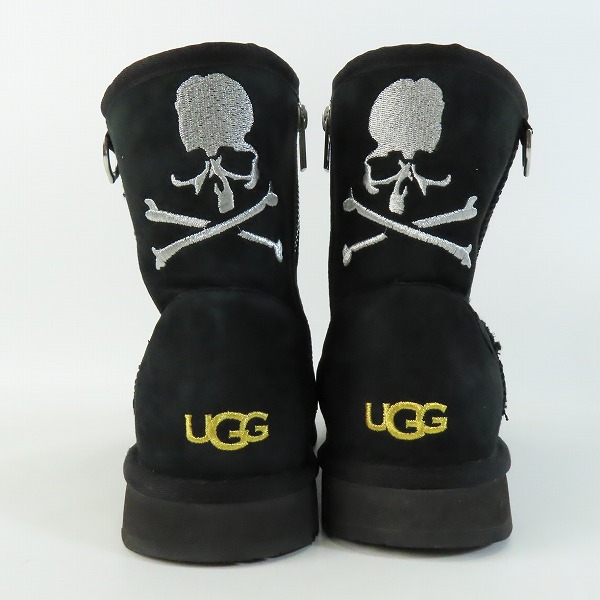 実際に弊社で買取させて頂いたUGG×MASTERMIND/アグ×マスターマインド ムートンブーツ CLASSIC MINI 1103394/28.0の画像 1枚目