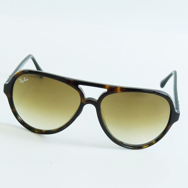実際に弊社で買取させて頂いたRay-Ban/レイバン サングラス/アイウェア RB4125F 902