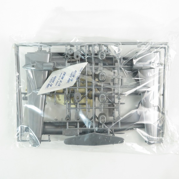 実際に弊社で買取させて頂いた【未組立】Crown/クラウン 1/144スケール B-29A アメリカ陸軍爆撃機 スーパーフォートレス プラモデルの画像 3枚目