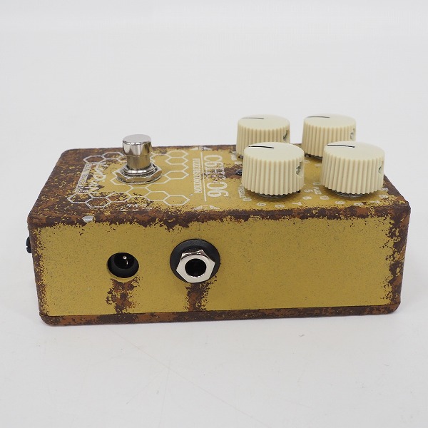 実際に弊社で買取させて頂いたKarDiaN/カージアン VITAMIN C "ADD CBF" ファズ 歪み系エフェクター【動作確認済】の画像 3枚目