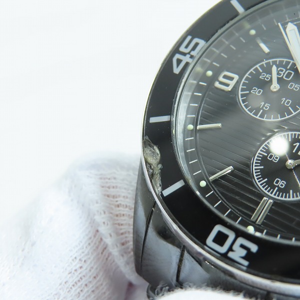 実際に弊社で買取させて頂いたEmporio Armani/エンポリオアルマーニ クォーツ クロノグラフ 腕時計 CERAMICA AR-1421【動作未確認】の画像 6枚目