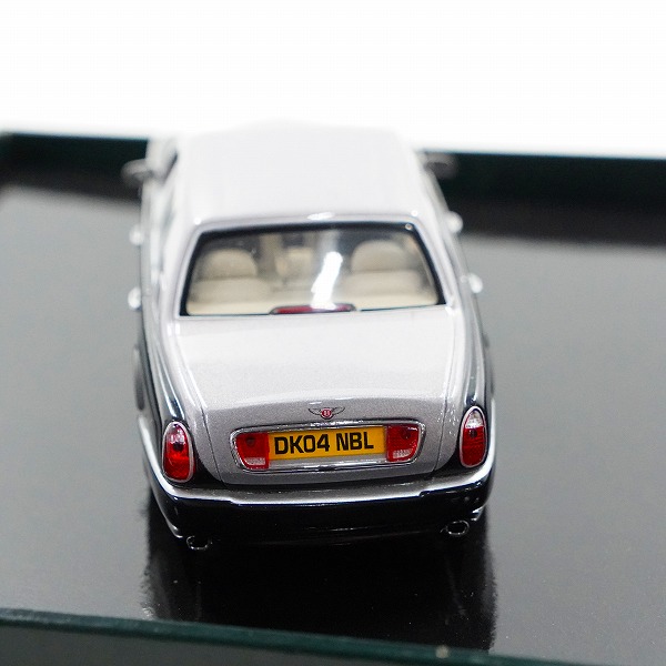 実際に弊社で買取させて頂いたMINICHAMPS/ミニチャンプス Paul's Model Art 1/43 BL387 ベントレー アルナージ シルバー / ブラック ミニカーの画像 3枚目