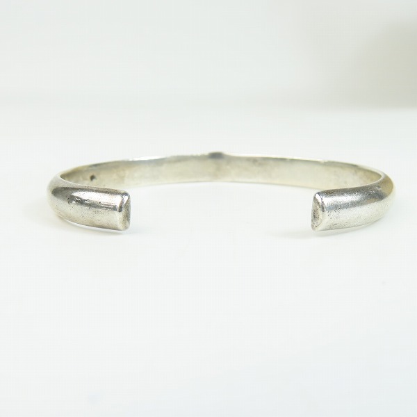 実際に弊社で買取させて頂いたARIZONA FREEDOM/アリゾナフリーダム 太陽神打込 唐草 バングル/ブレスレットの画像 4枚目