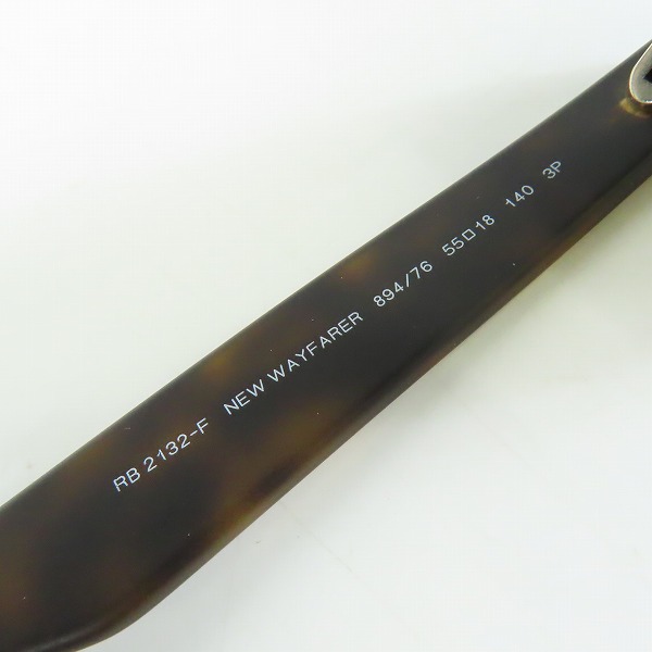 実際に弊社で買取させて頂いたRay-Ban/レイバン NEW WAYFARER/ニュー ウェイファーラー 偏光サングラス RB2132-F 894/76の画像 7枚目