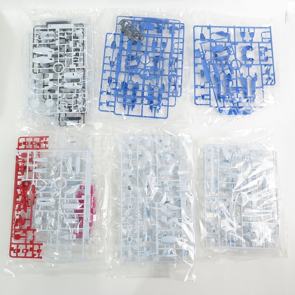 実際に弊社で買取させて頂いた【未組立】BANDAI/バンダイスピリッツ MG 1/100 機動戦士Vガンダム V2アサルトバスターガンダム Ver.Ka/ガンプラの画像 3枚目