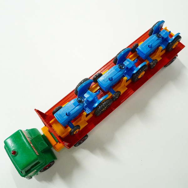 実際に弊社で買取させて頂いたMATCHBOX/マッチボックス K-20 KING SIZE TRACTOR TRANSPORTER/トラクタートランスポーター ミニカーの画像 3枚目