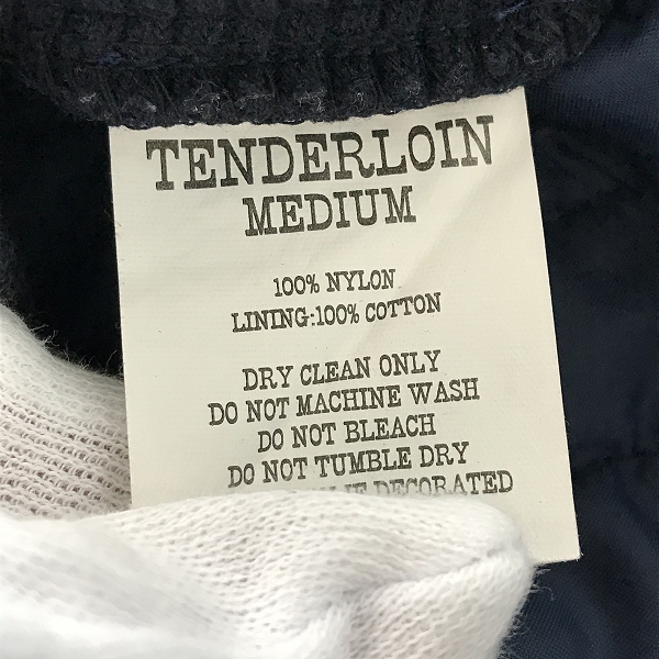 実際に弊社で買取させて頂いたTENDERLOIN/テンダーロイン 14AW T-NYLON LINING HOODED ナイロンキルティングパーカー Mの画像 3枚目