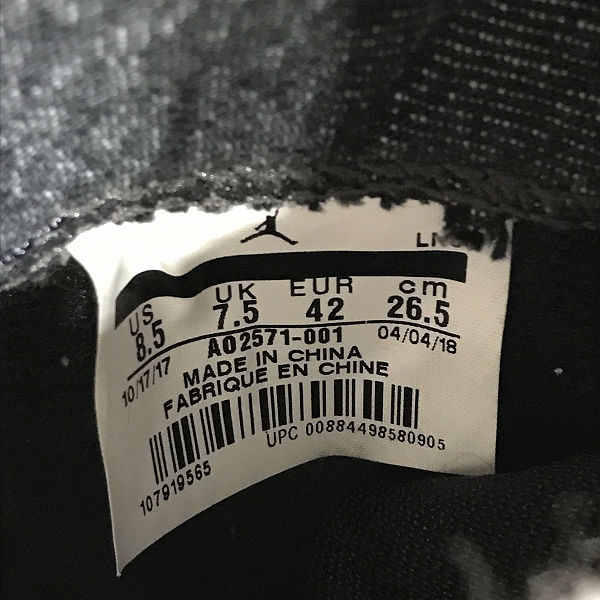 実際に弊社で買取させて頂いたNIKE×LEVIS/ナイキ×リーバイス AIR JORDAN 4 RETRO NRG/エアジョーダン4 ブラックデニム AO2571-001/26.5の画像 4枚目