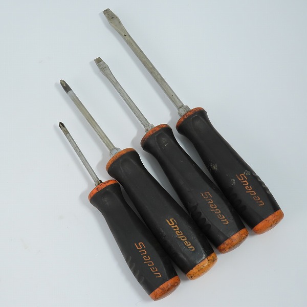 実際に弊社で買取させて頂いたSnap-on/スナップオン プラス/マイナスドライバー 4点セット