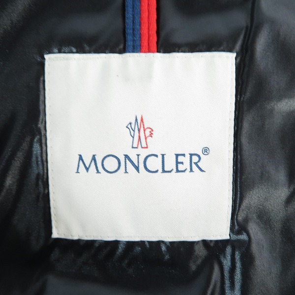 実際に弊社で買取させて頂いた【JPタグ】MONCLER/モンクレール DOUGNAC ダウンジャケット ブラック G20911A00055-68950/4の画像 2枚目