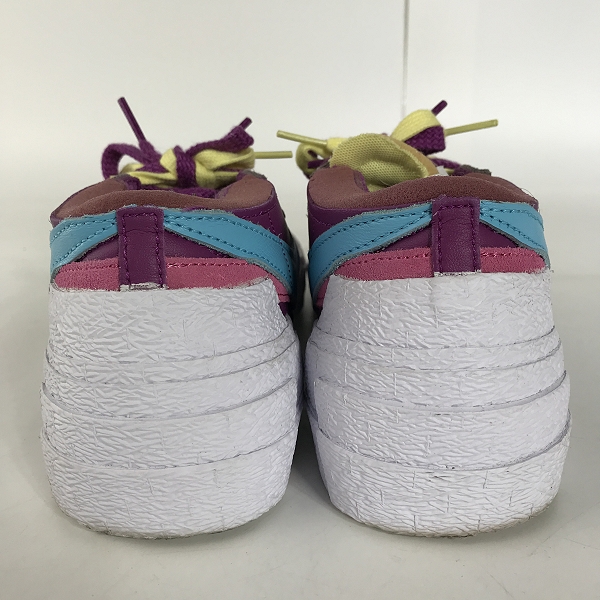実際に弊社で買取させて頂いたNIKE×KAWS×SACAI/ナイキ×カウズ×サカイ BLAZER LOW/ブレーザーロー パープルダスク DM7901-500/26.5の画像 1枚目