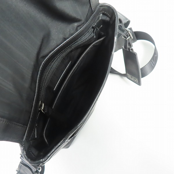 実際に弊社で買取させて頂いたTUMI/トゥミ パドア レザー クロスボディバッグ 68603JTの画像 4枚目
