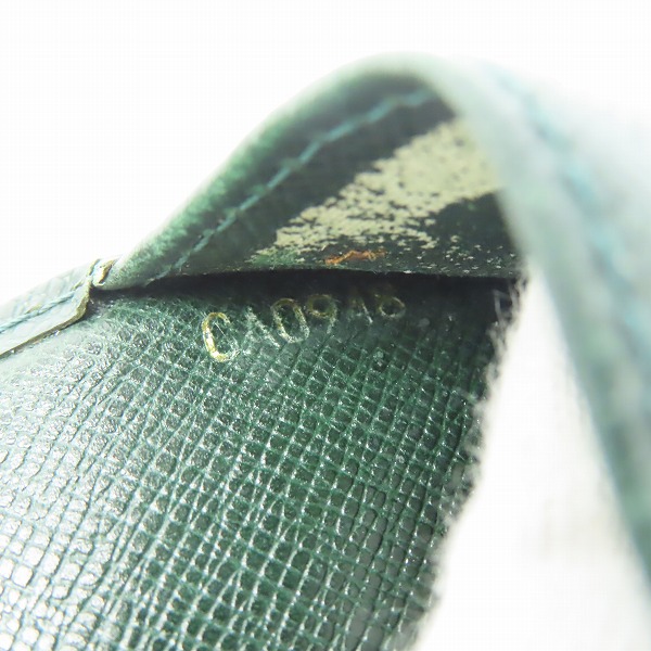 実際に弊社で買取させて頂いたLOUIS VUITTON/ルイヴィトン タイガ アジェンダ PM 手帳カバー 6穴式 システム手帳 R20406の画像 5枚目