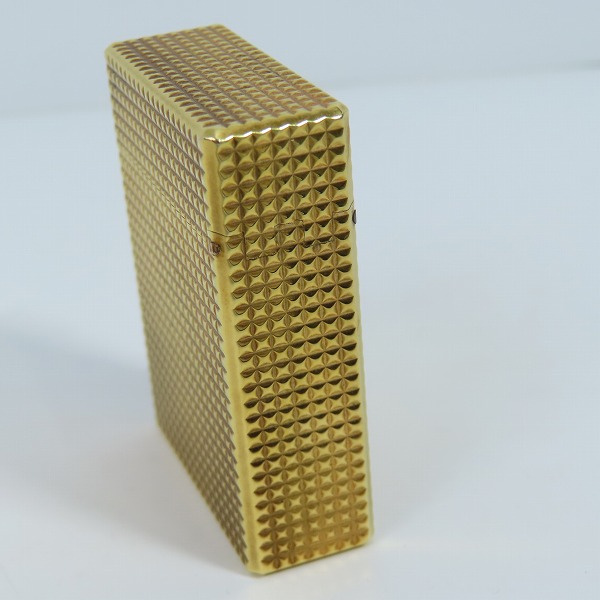 実際に弊社で買取させて頂いたS.T.Dupont/デュポン LINE1/ライン1 ショート ダイヤカット ガスライター ゴールドの画像 2枚目