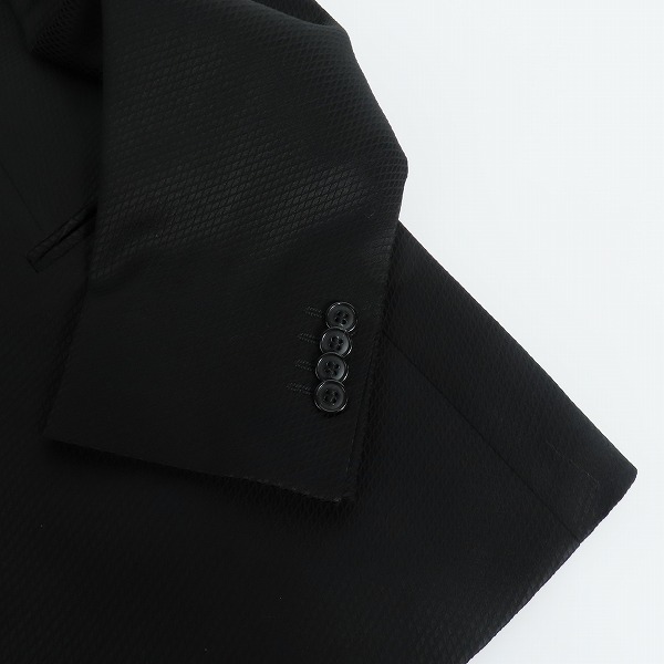 実際に弊社で買取させて頂いた【JPタグ】EMPORIO ARMANI/エンポリオアルマーニ 総柄 1Bテーラードジャケット ブラック/48の画像 8枚目