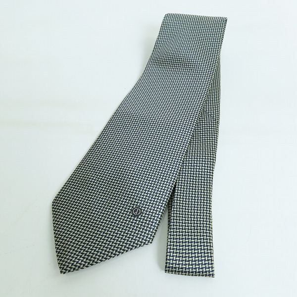 実際に弊社で買取させて頂いたDunhill/ダンヒル ロゴ入り総柄 ネクタイ