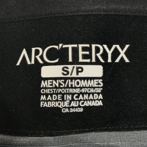 実際に弊社で買取させて頂いたARC'TERYX BEAMS/アークテリクス×ビームス 35th Theta SV Jacket アークテリクス シータSV マウンテンパーカー Sの画像 2枚目