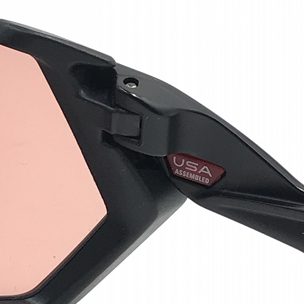 実際に弊社で買取させて頂いたOAKLEY/オークリー Flight Jacket/フライトジャケット サングラス/アイウェア OO9401-1637の画像 5枚目